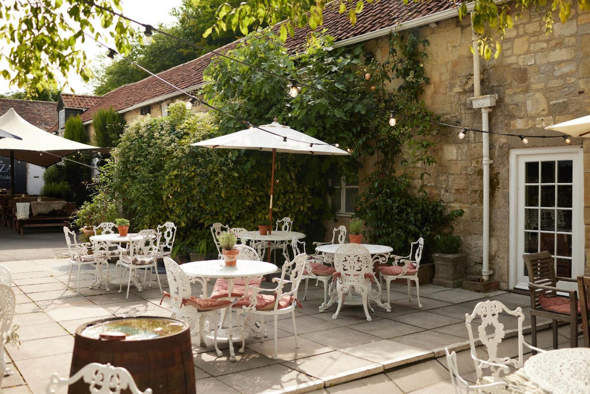 Hotel The Grosvenor Arms Hindon Exterior foto