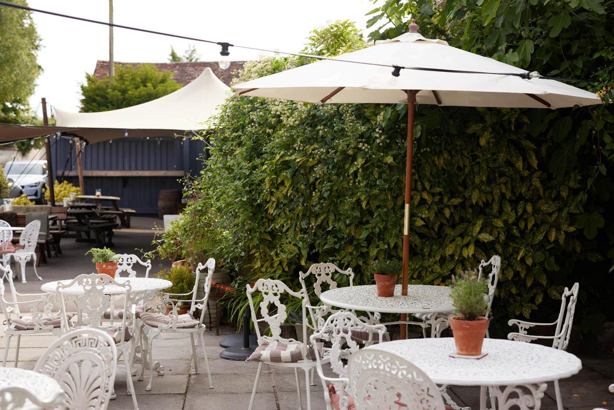Hotel The Grosvenor Arms Hindon Exterior foto